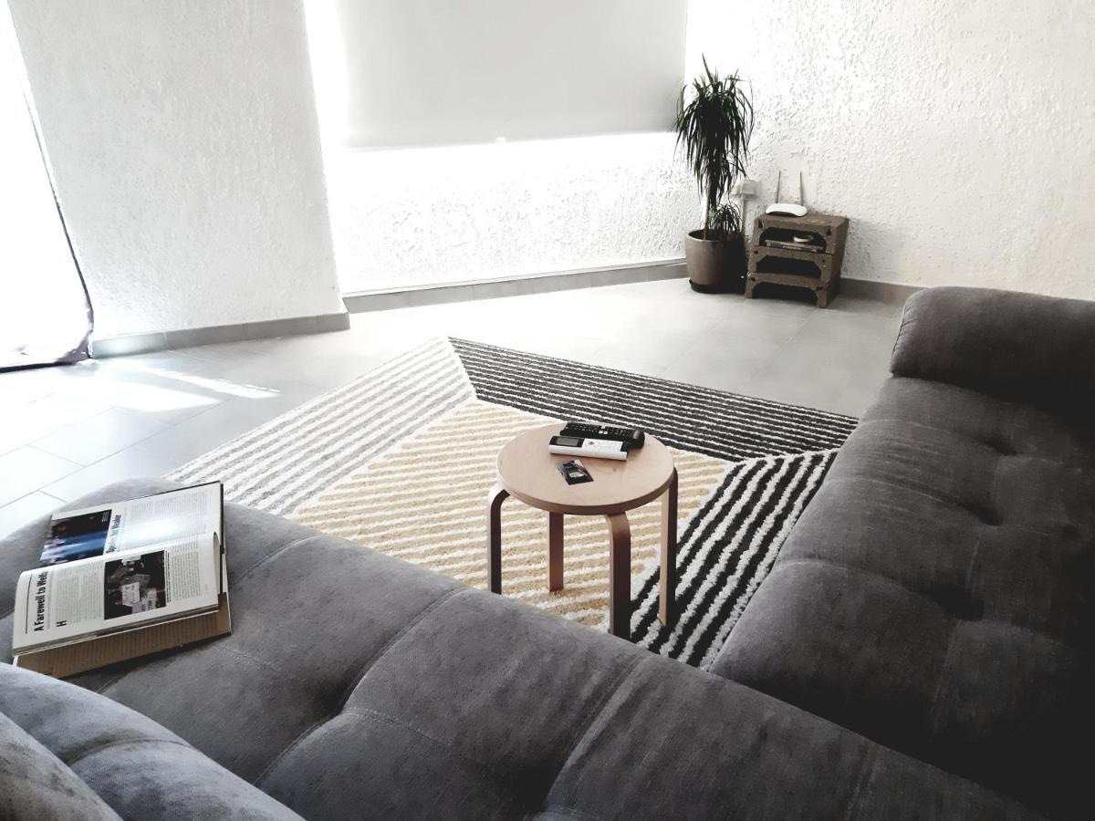 21 Suites Deluxe Stay Near The Airport Μαρκόπουλο Εξωτερικό φωτογραφία