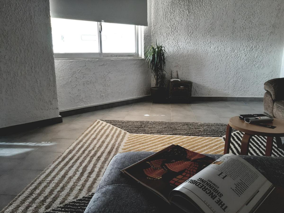 21 Suites Deluxe Stay Near The Airport Μαρκόπουλο Εξωτερικό φωτογραφία
